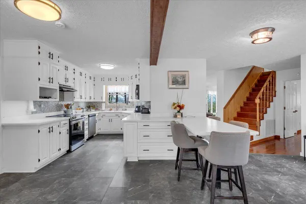 $450,000 | 116 Timber Ridge Drive, Jasper, TN 37347