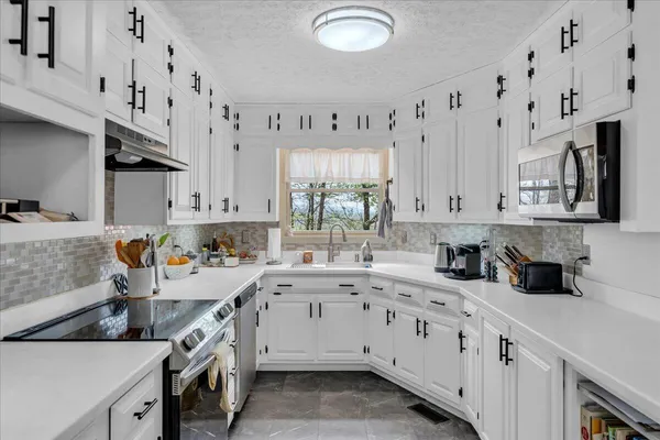 $450,000 | 116 Timber Ridge Drive, Jasper, TN 37347