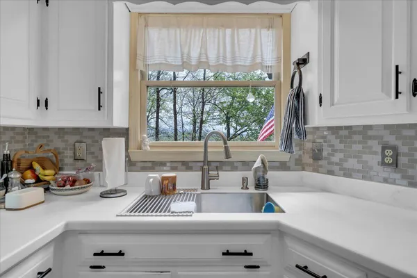 $450,000 | 116 Timber Ridge Drive, Jasper, TN 37347