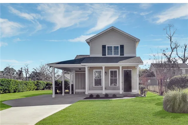 $279,900 | 121 Pecan Pointe Road West, Brunswick, GA 31525