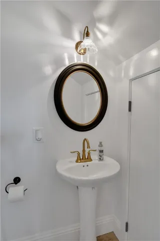 $279,900 | 121 Pecan Pointe Road West, Brunswick, GA 31525