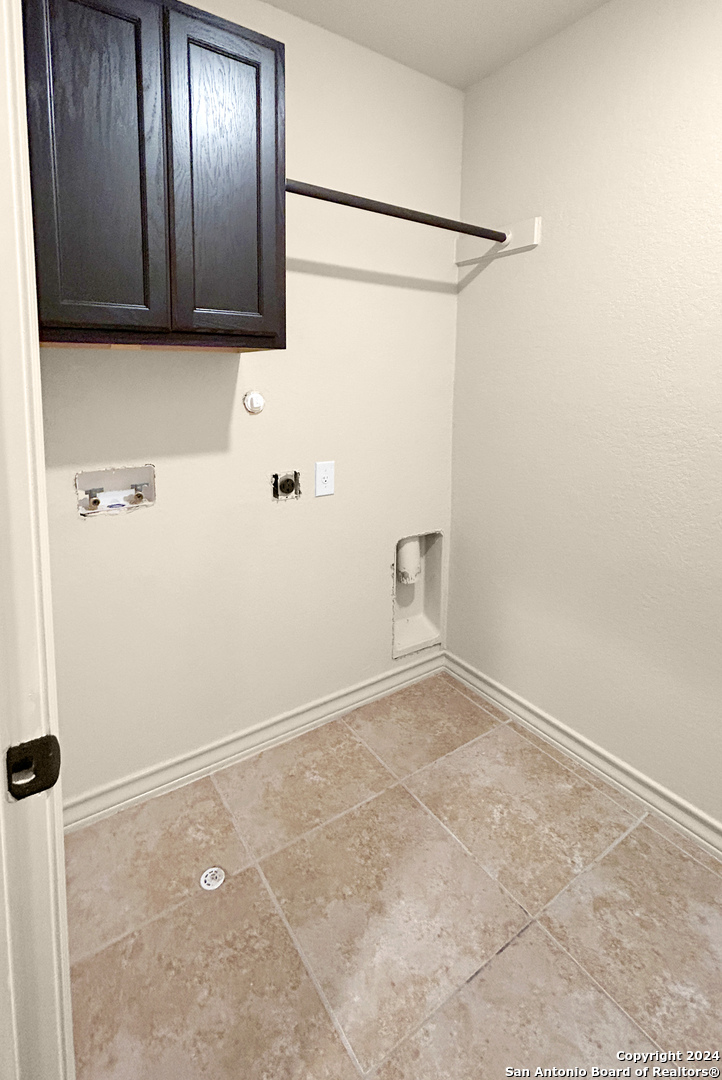 14006 Fratelli Road, Unit 103 San Antonio, TX 78233 - Photo 7 of 16 a view of an empty room