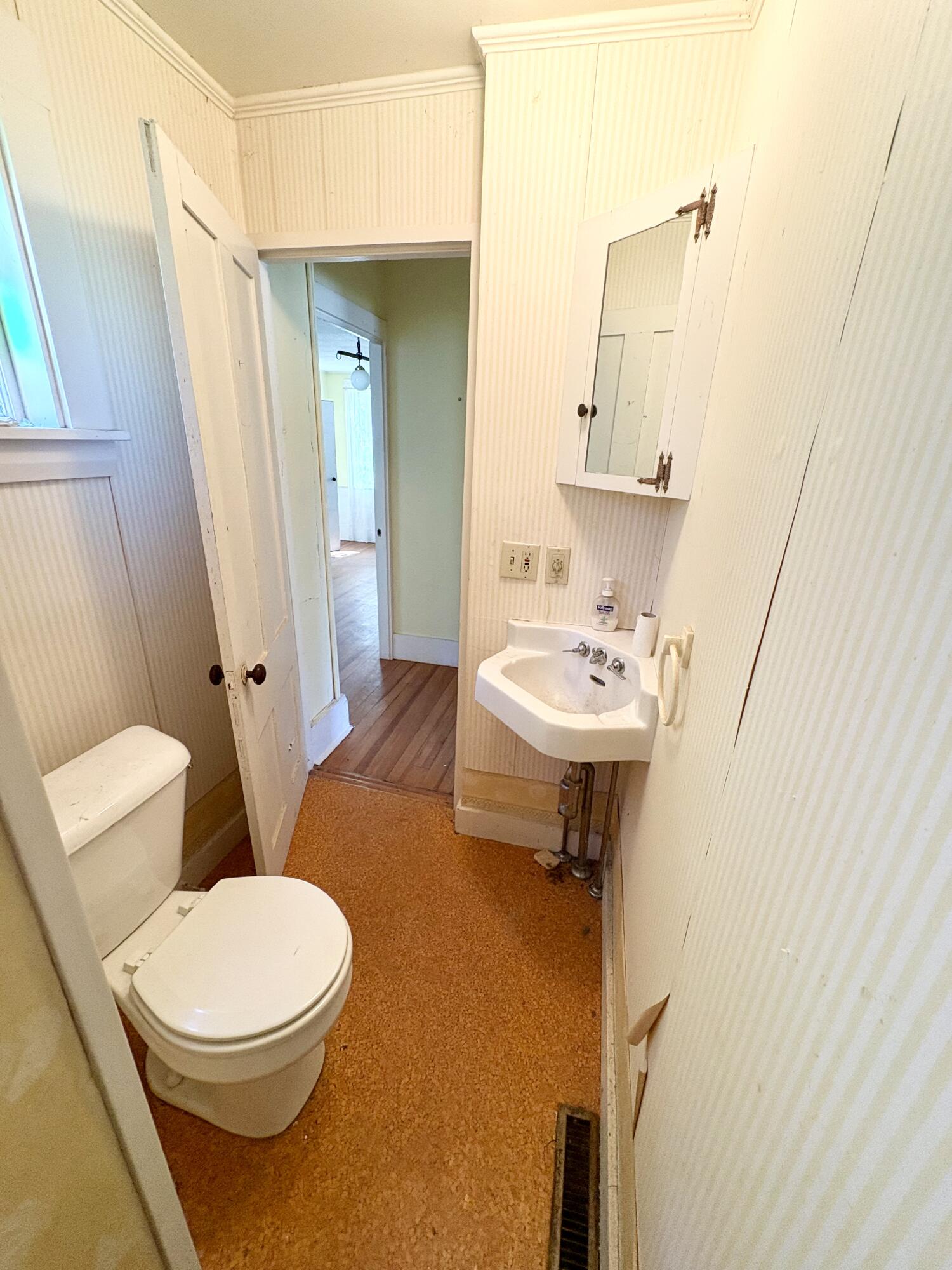 226 Elm Street Damariscotta, ME 04543 - Photo 32 of 71 IMG_5259