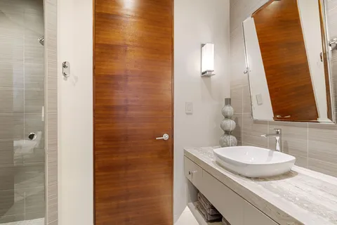 $2,999,000 | 15618 Oyster Cove Drive, Sugar Land, TX 77478