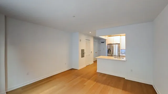 $4,767 | 227 West 77th Street, Unit 7C | Upper West Side