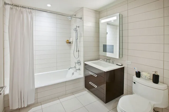 $4,767 | 227 West 77th Street, Unit 7C | Upper West Side