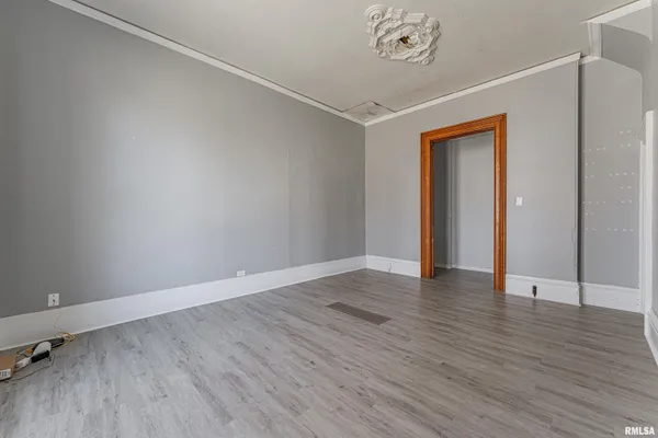 $150,000 | 705 East Chestnut Street, Mason City, IL 62664