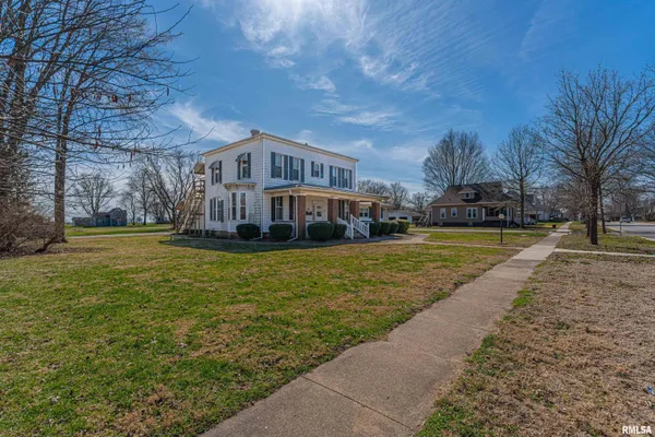 $150,000 | 705 East Chestnut Street, Mason City, IL 62664