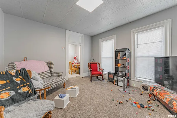 $150,000 | 705 East Chestnut Street, Mason City, IL 62664