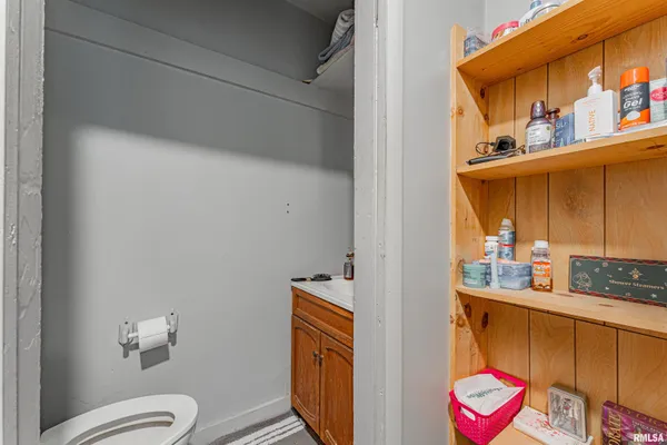 $150,000 | 705 East Chestnut Street, Mason City, IL 62664