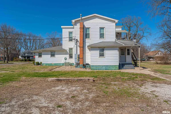 $150,000 | 705 East Chestnut Street, Mason City, IL 62664