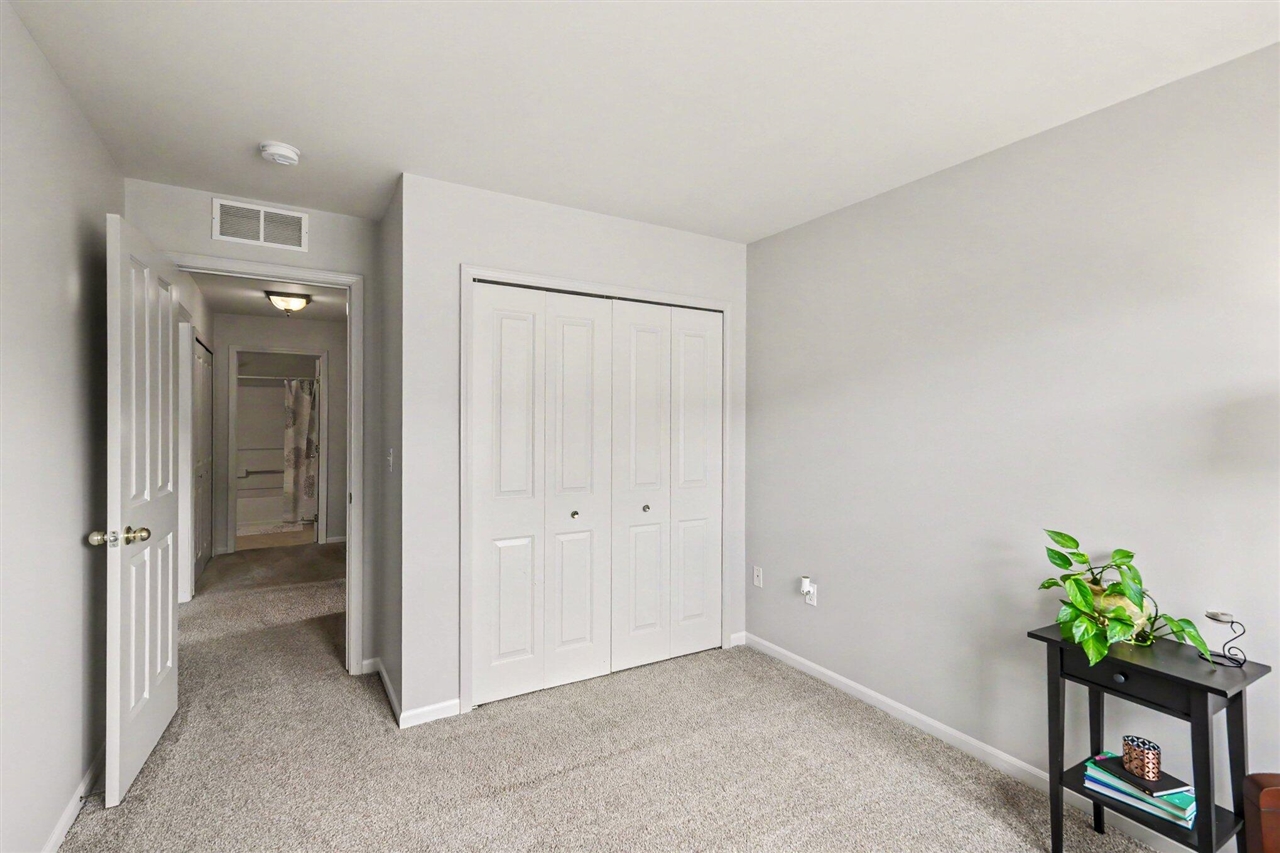 4324 Hampton Ridge Boulevard Howell, MI 48843 - Photo 18 of 27