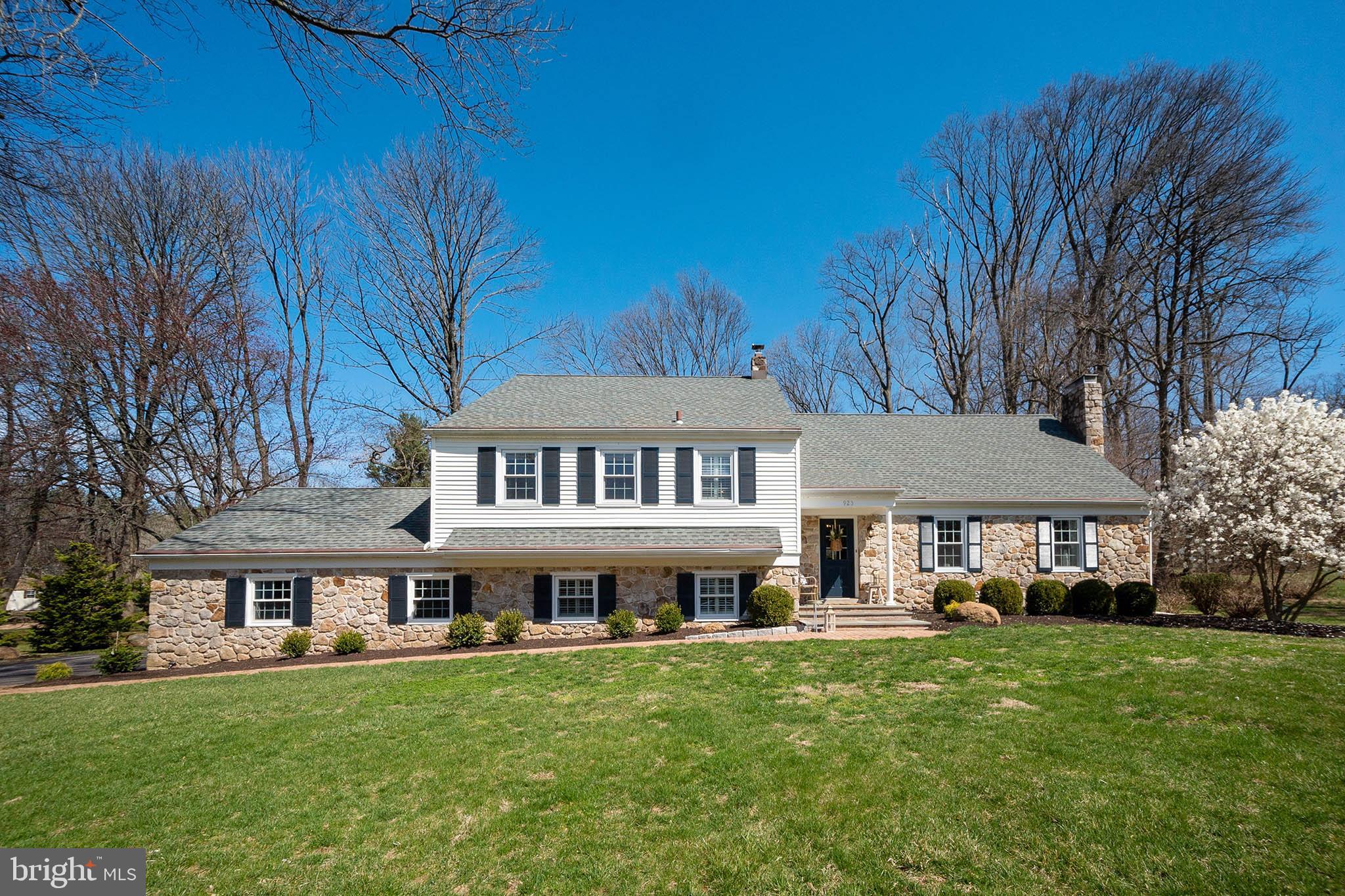 923 Pinecroft Road Berwyn, PA 19312 - Photo 1 of 31 Exterior Front