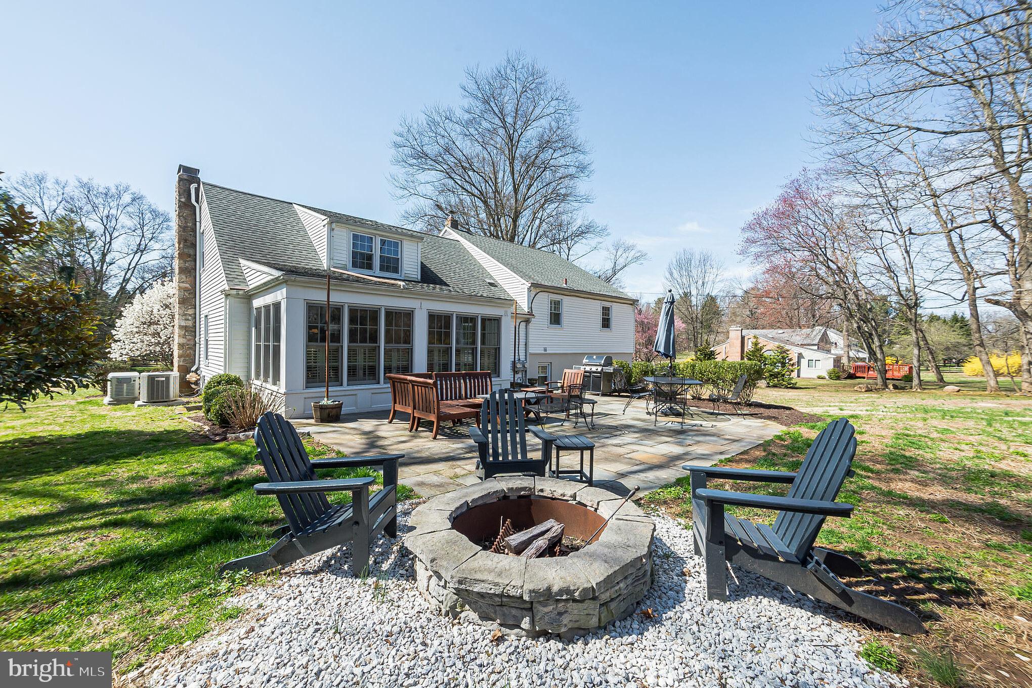 923 Pinecroft Road Berwyn, PA 19312 - Photo 27 of 31 Exterior Rear w/Firepit