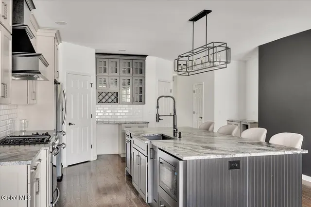 $3,600 | 22 Stacey Way, North Greenbush, NY 12180