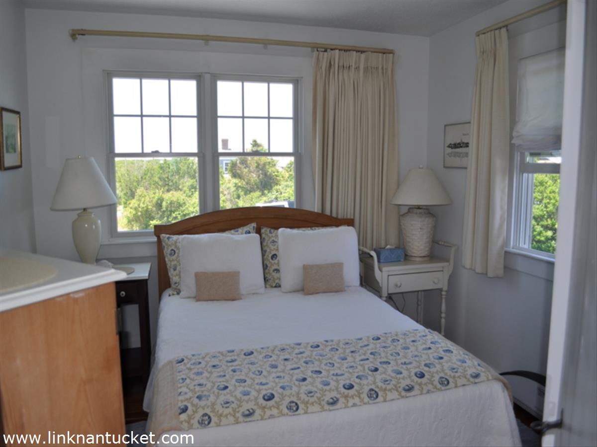 73 A Squam Road, Unit 1 Nantucket, MA 02554 - Photo 17 of 30 Gallery Image 17
