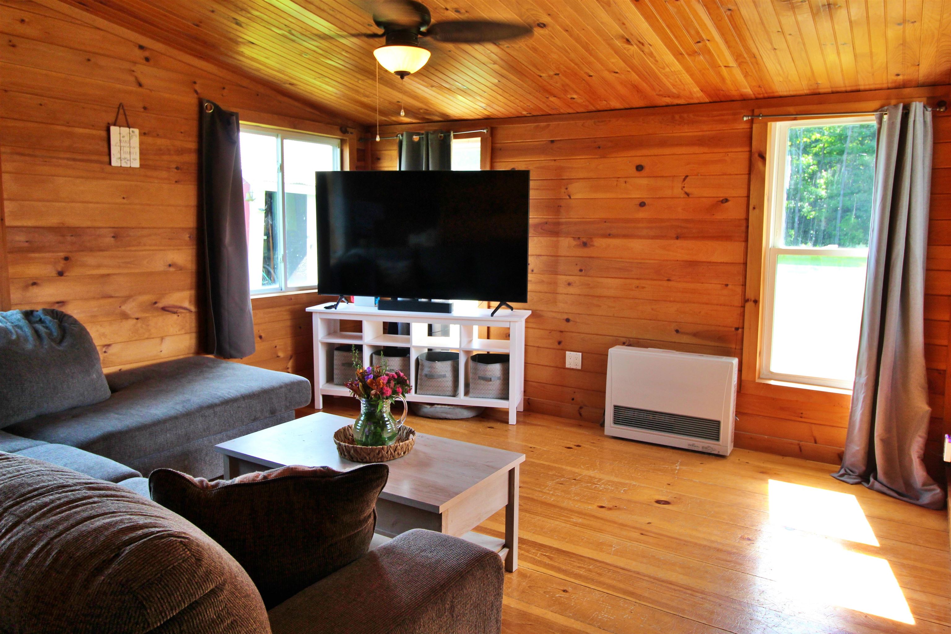363 West Shore Road South Hero, VT 05486 - Photo 6 of 40 Gallery Image 6