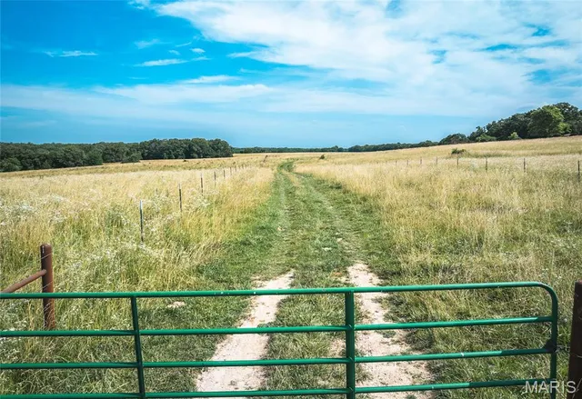 $400,000 | 0 Kansas Road, Eldridge, MO 65463