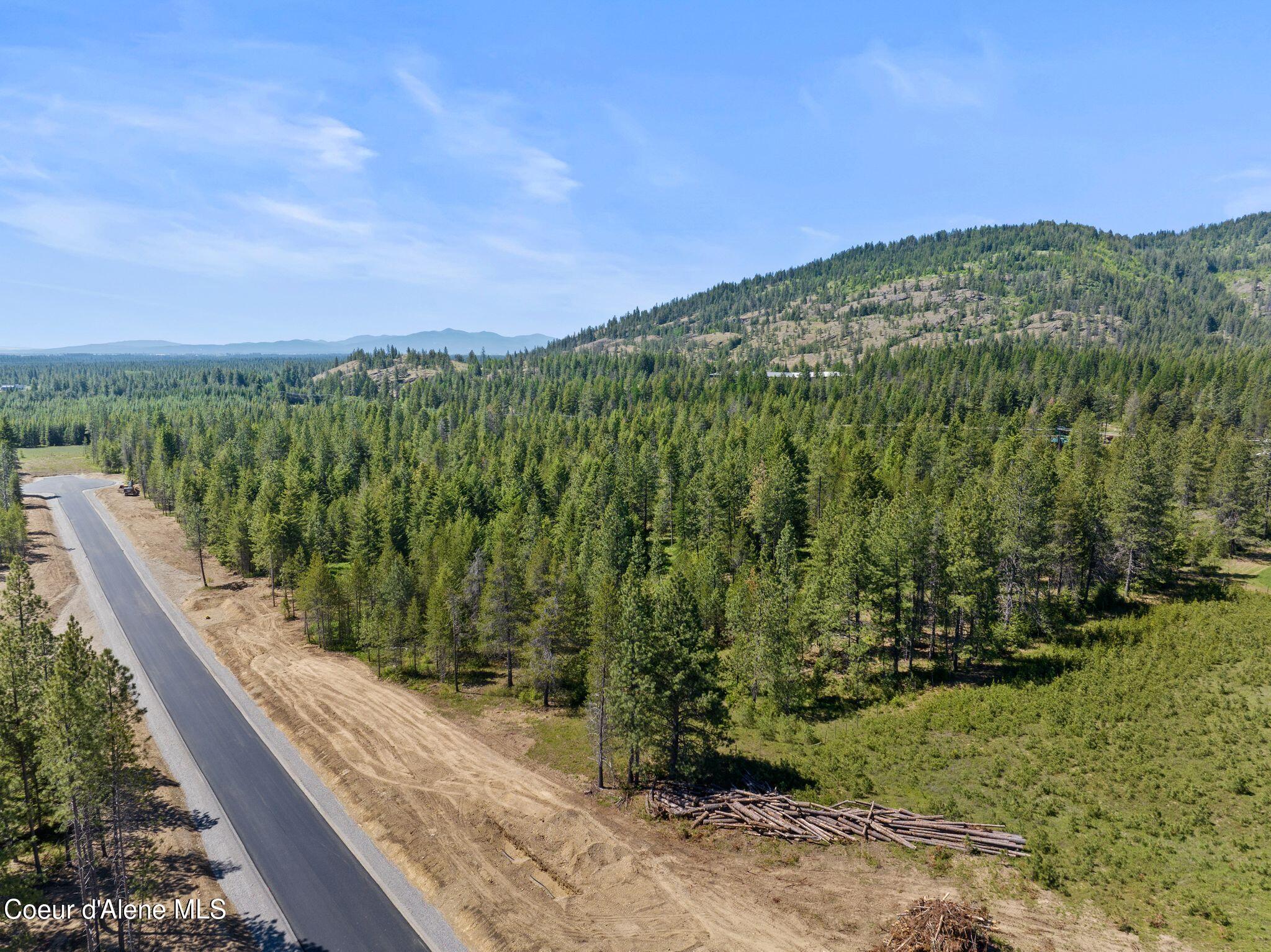 2 Ellington Court Rathdrum, ID 83858 - Photo 15 of 16 oakridge manor-amanda johnson