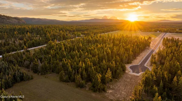 $1,377,145 | 2 Ellington Court, Rathdrum, ID 83858