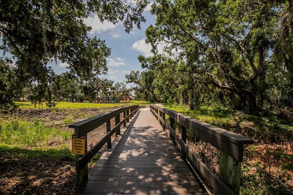11790 Fennemore Way Parrish, FL 34219 - Photo 31 of 41 a view of swimming pool from a balcony