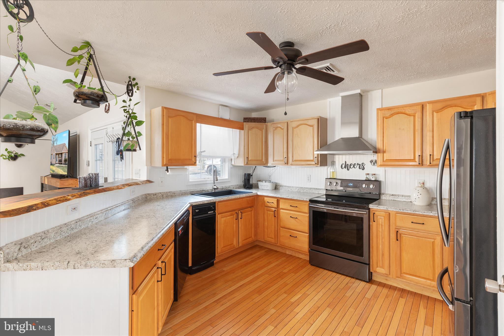 4364 Belvoir Road Marshall, VA 20115 - Photo 14 of 55