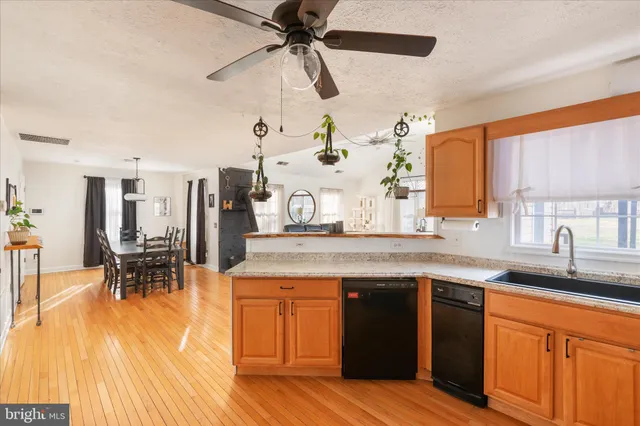 $750,000 | 4364 Belvoir Road, Marshall, VA 20115