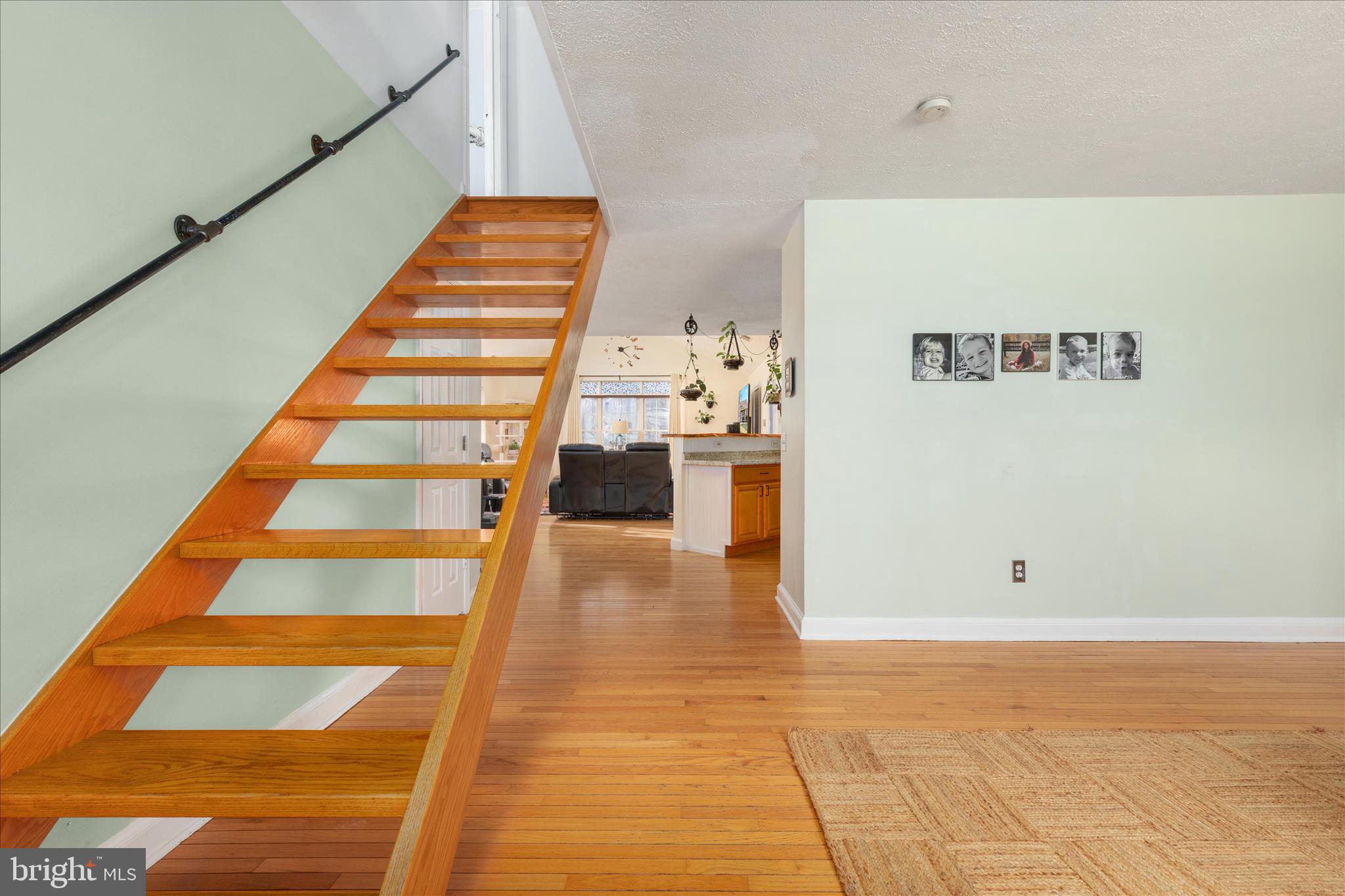 4364 Belvoir Road Marshall, VA 20115 - Photo 2 of 55