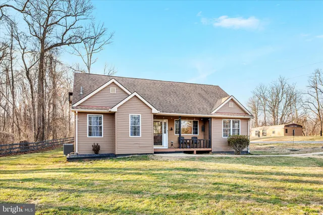 $750,000 | 4364 Belvoir Road, Marshall, VA 20115
