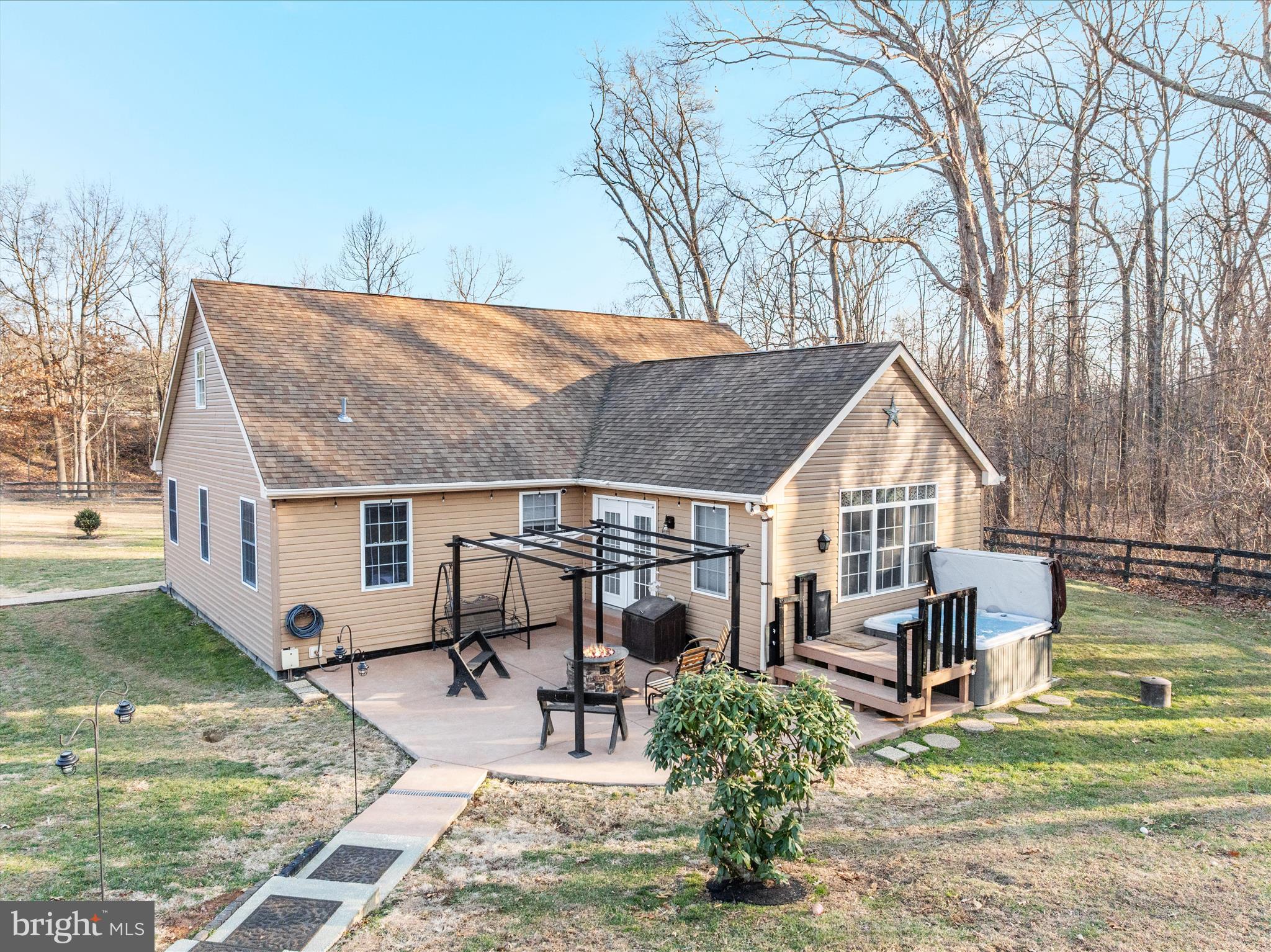 4364 Belvoir Road Marshall, VA 20115 - Photo 6 of 55