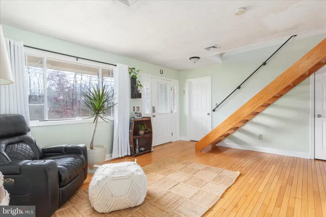 $750,000 | 4364 Belvoir Road, Marshall, VA 20115