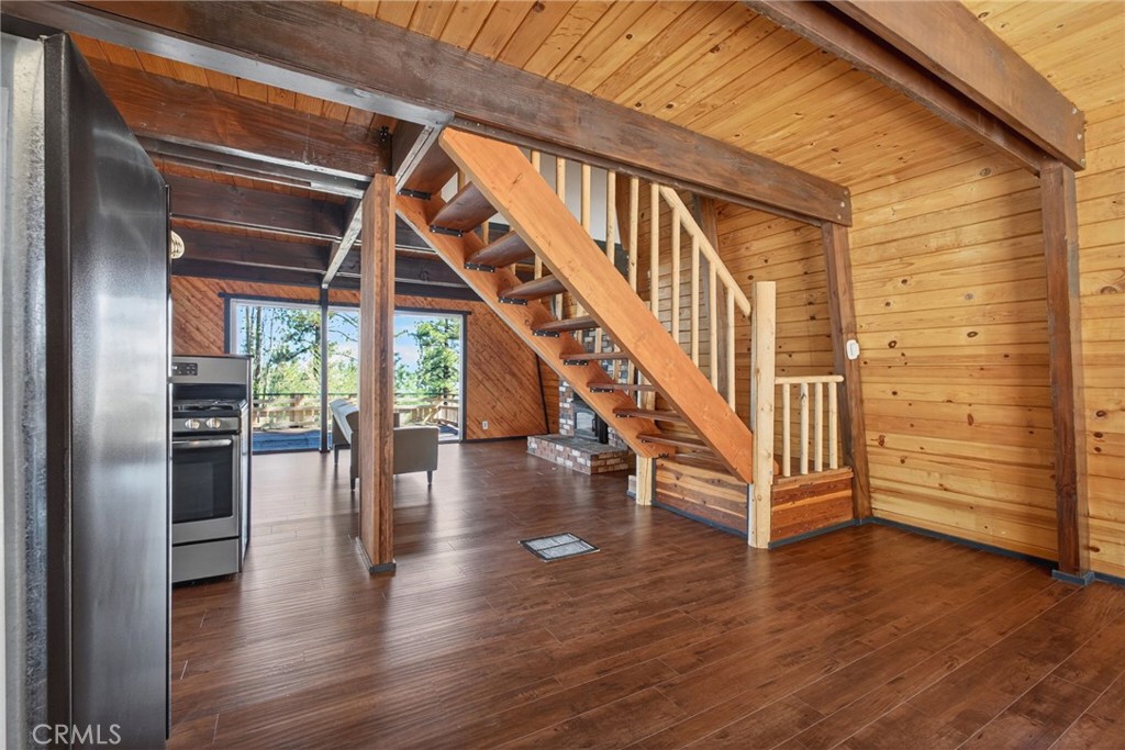 2068 Slippery Elm Road Wrightwood, CA 92397 - Photo 25 of 51