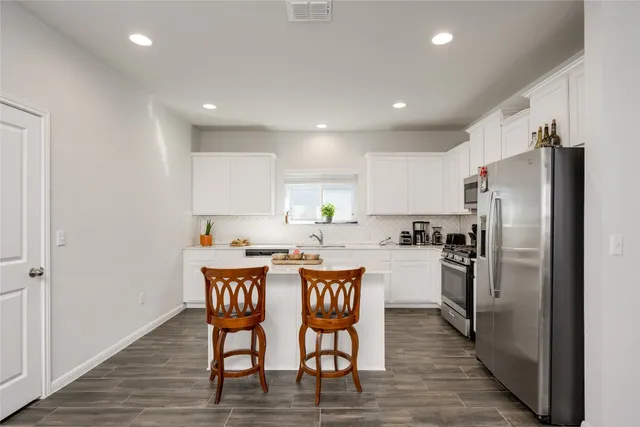 $2,000 | 10712 Timber Brook Pass, Austin, TX 78747