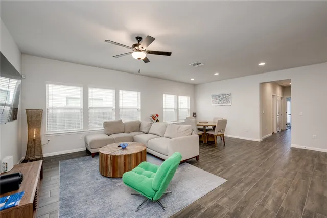 $2,000 | 10712 Timber Brook Pass, Austin, TX 78747