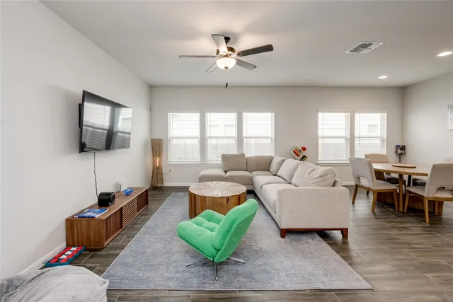 $2,000 | 10712 Timber Brook Pass, Austin, TX 78747