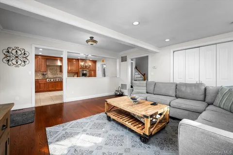 $699,000 | 50 Stewart Place, Eastchester, NY 10709