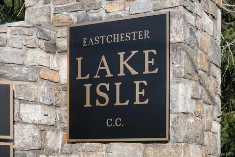 $699,000 | 50 Stewart Place, Eastchester, NY 10709
