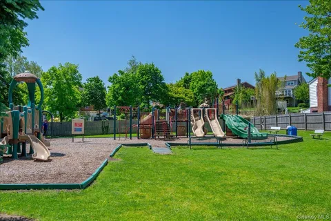 $699,000 | 50 Stewart Place, Eastchester, NY 10709