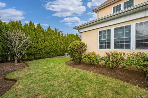 $699,000 | 50 Stewart Place, Eastchester, NY 10709