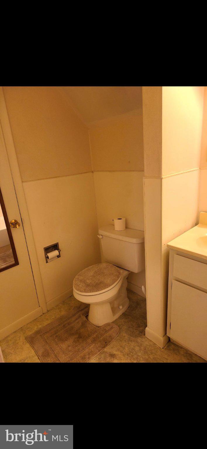 21 South Martin Street Clear Spring, MD 21722 - Photo 31 of 42 Basement apartment bath