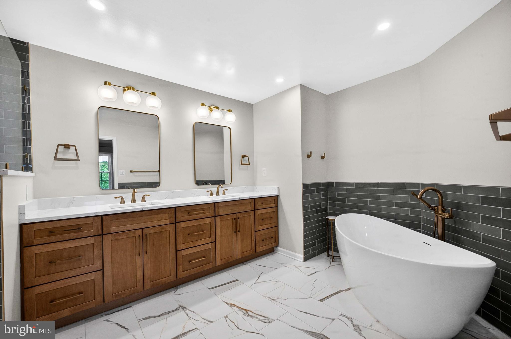 8016 Quarry Ridge Way Bethesda, MD 20817 - Photo 29 of 53