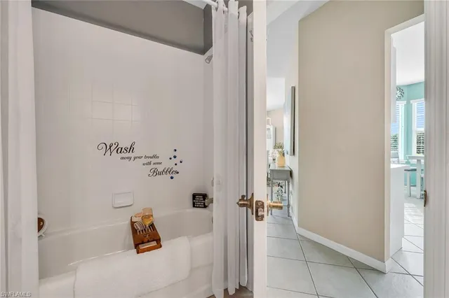 $439,000 | 5928 Sand Wedge Lane, Unit 1801, Naples, FL 34110