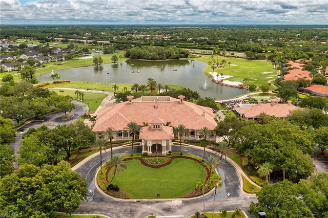 $439,000 | 5928 Sand Wedge Lane, Unit 1801, Naples, FL 34110