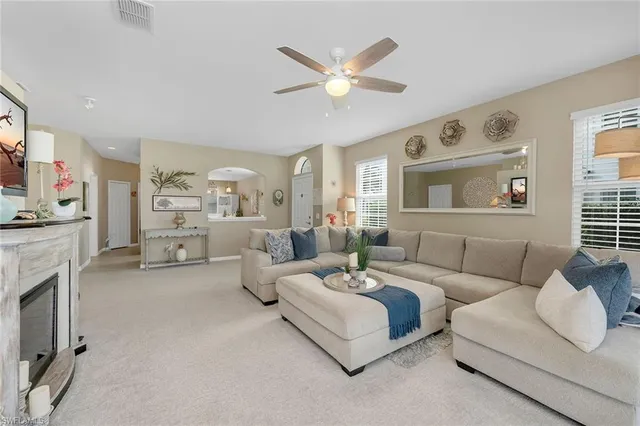 $439,000 | 5928 Sand Wedge Lane, Unit 1801, Naples, FL 34110