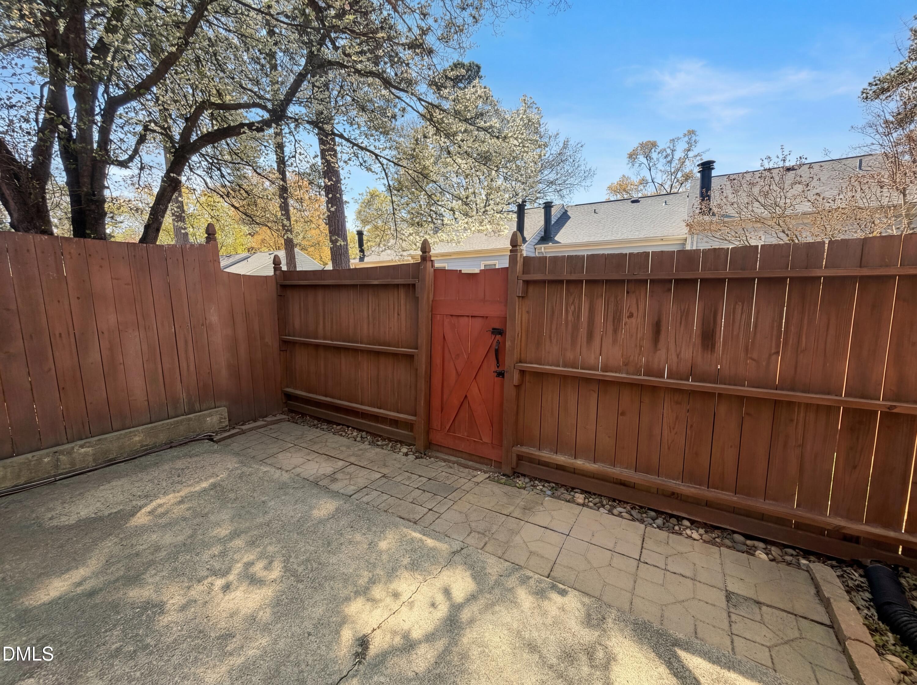 5621 Split Oak Way Raleigh, NC 27609 - Photo 12 of 16 listing_11