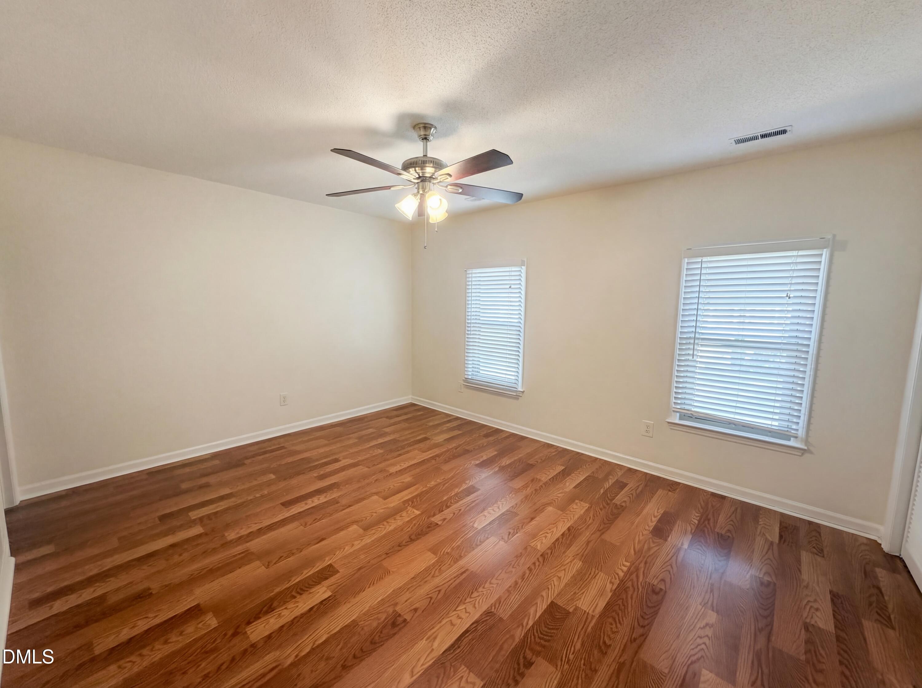 5621 Split Oak Way Raleigh, NC 27609 - Photo 10 of 16 listing_9