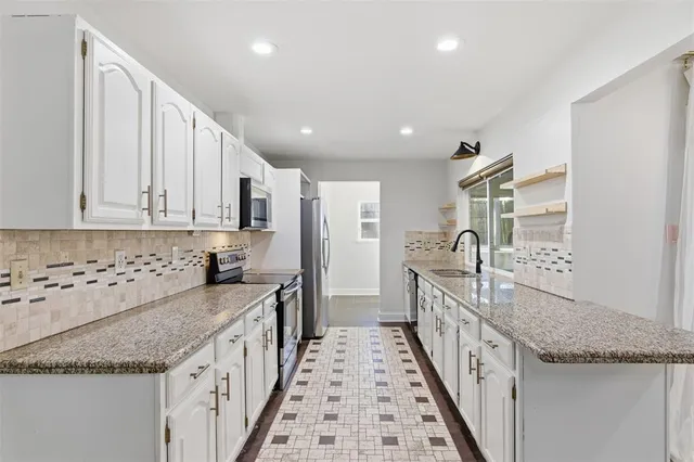 $3,000 | 3736 Walnut Drive, Bedford, TX 76021