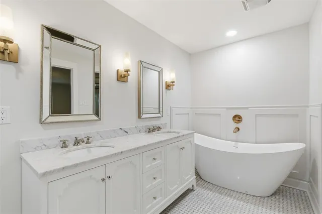 $3,000 | 3736 Walnut Drive, Bedford, TX 76021