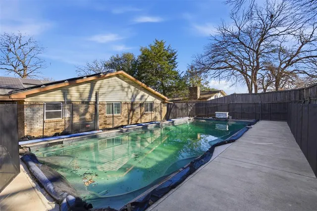 $3,000 | 3736 Walnut Drive, Bedford, TX 76021