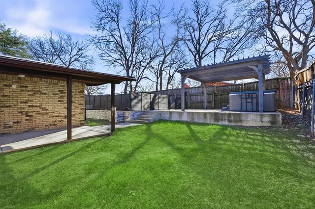 $3,000 | 3736 Walnut Drive, Bedford, TX 76021